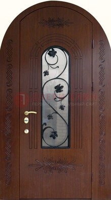 Качественная входная арочная дверь со стеклом и ковкой ДА-18 в Дубне
