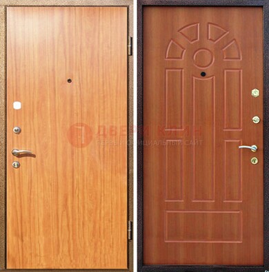 Светлая железная дверь с ламинатом МДФ внутри ДЛ-15 в Дубне