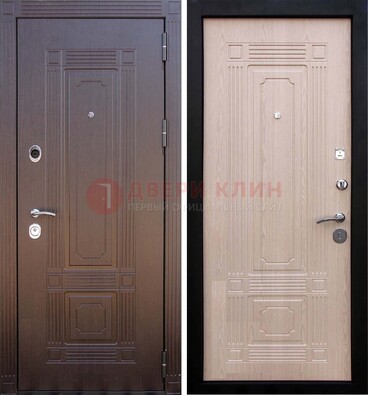 Коричневая входная дверь с МДФ ДМ-173 для кирпичного дома в Дубне