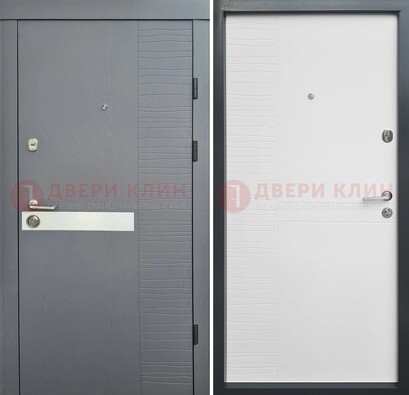 Черная металлическая дверь с белой резной МДФ панелью ДМ-215 в Дубне