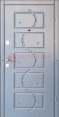 Белая входная дверь с МДФ ДМ-66 в Дубне