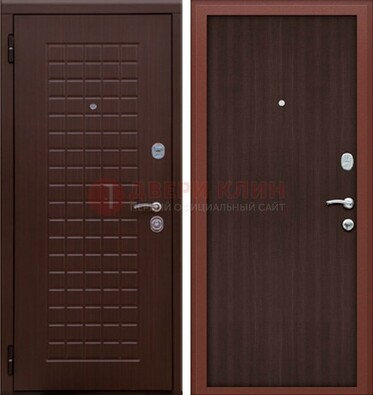 Коричневая металлическая дверь с МДФ ДМ-78 в квартиру в Ульяновске