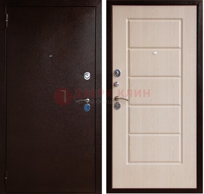 Коричневая металлическая дверь с порошковым окрасом ДП-92 в Дубне