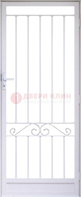 Белая стальная решетчатая дверь с волютами ДР-30 в Дубне