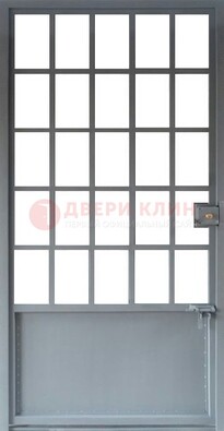 Металлическая решетчатая дверь в сером цвете ДР-7 в Дубне