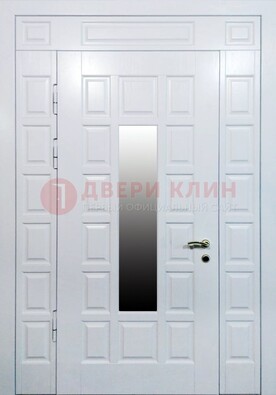 Белая входная дверь с МДФ панелью и стеклом ДС-56 в Дубне