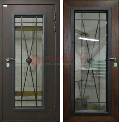 Коричневая железная дверь со стеклом для частного дома ДС-8 в Дубне