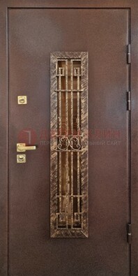 Металлическая дверь с порошковым напылением со стеклом и ковкой ДСК-110 в Дубне