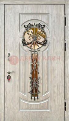 Светлая железная дверь со стеклом ковкой для коттеджа ДСК-134 в Дубне