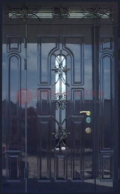 Глянцевая полуторная дверь Винорит стекло и ковка ДСК-275 в Дубне