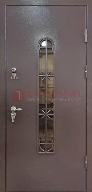 Металлическая дверь Порошок с небольшим стеклом и ковкой ДСК-282 в Дубне