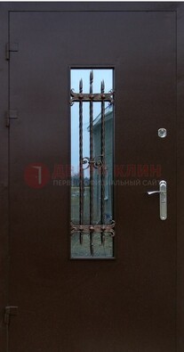 Надежная металлическая дверь со стеклом и ковкой ДСК-47 в Казани