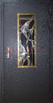 Металлическая дверь со стеклом и ковкой ДСК-82 для крыльца в Куровском