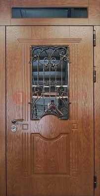 Металлическая входная дверь со стеклом и ковкой для дома ДСК-96 в Дубне