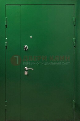 Зеленая распашная тамбурная дверь Порошок ДТМ-47 в Дубне
