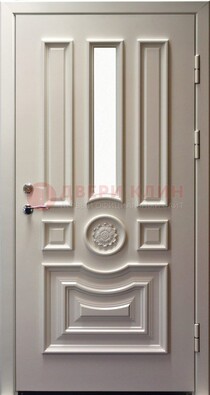 Белая уличная дверь с виноритом и стеклом ДВТ-201 в Дубне