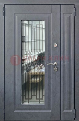 Серая стальная дверь Винорит со стеклом и ковкой ПЛ-29 в Дубне