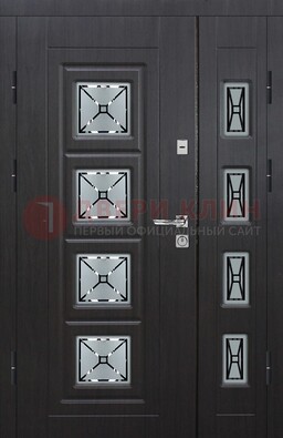 Чёрная двухстворчатая железная дверь с МДФ и витражом ВЖ-35 в Дубне